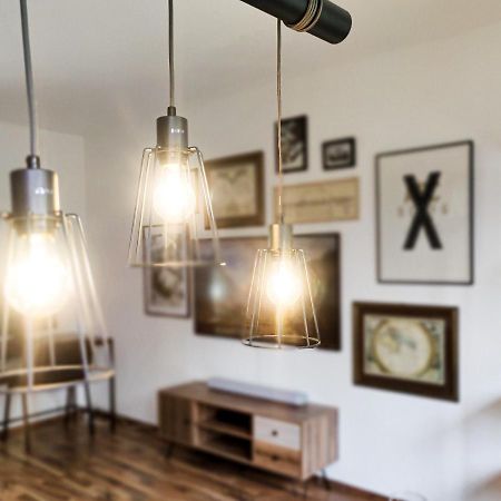 Inikama: Designer Apartment Im Gruenen - Netflix Rosengarten  Exteriör bild